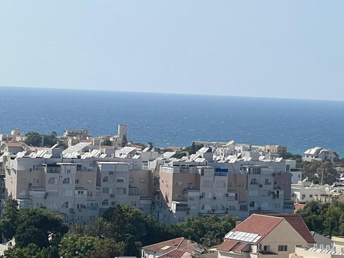 Apartmán סטודיו חדש ויפה עם נוף לים Netanja Exteriér fotografie