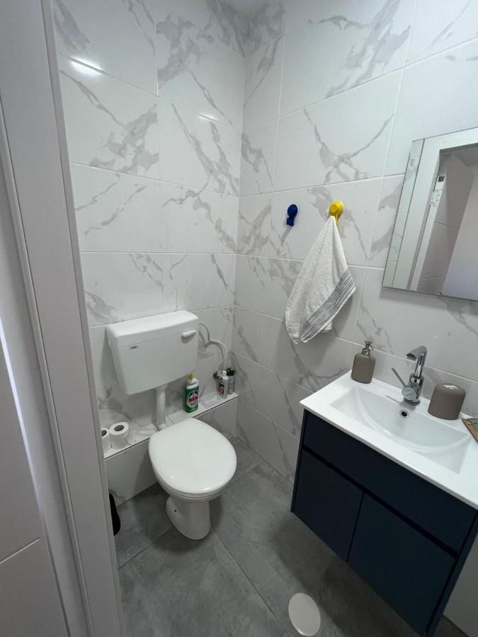 Apartmán סטודיו חדש ויפה עם נוף לים Netanja Exteriér fotografie