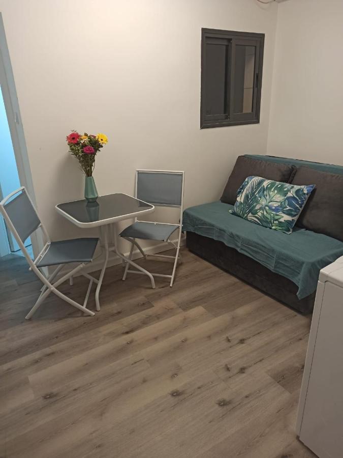 Apartmán סטודיו חדש ויפה עם נוף לים Netanja Exteriér fotografie