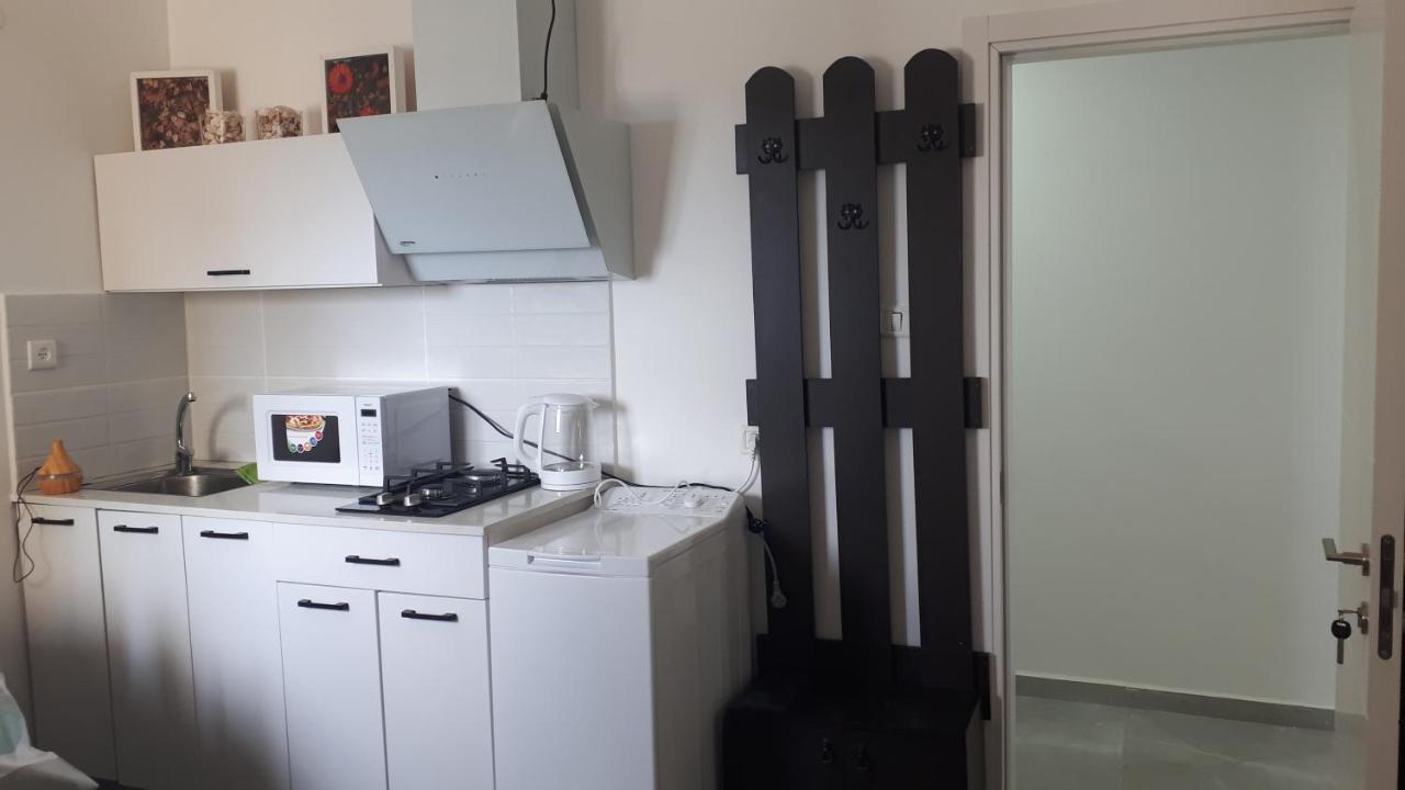 Apartmán סטודיו חדש ויפה עם נוף לים Netanja Exteriér fotografie