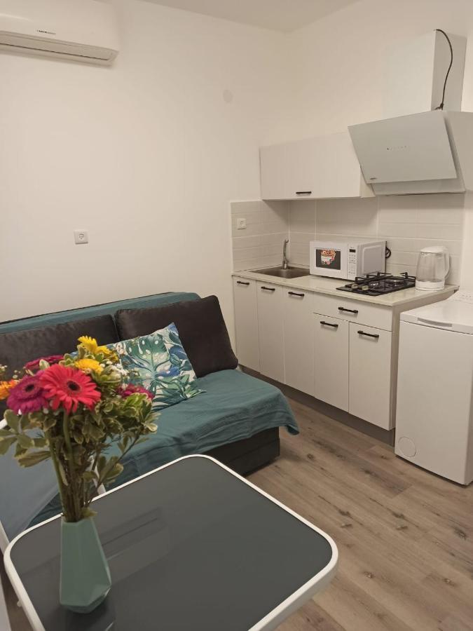 Apartmán סטודיו חדש ויפה עם נוף לים Netanja Exteriér fotografie